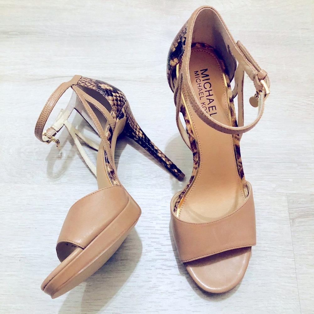Michael Kors Nude Heel Size 6.5
